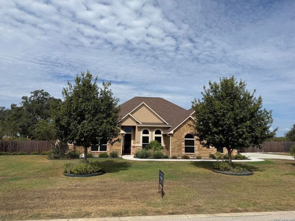 247 Double Gate, Castroville, TX 78009