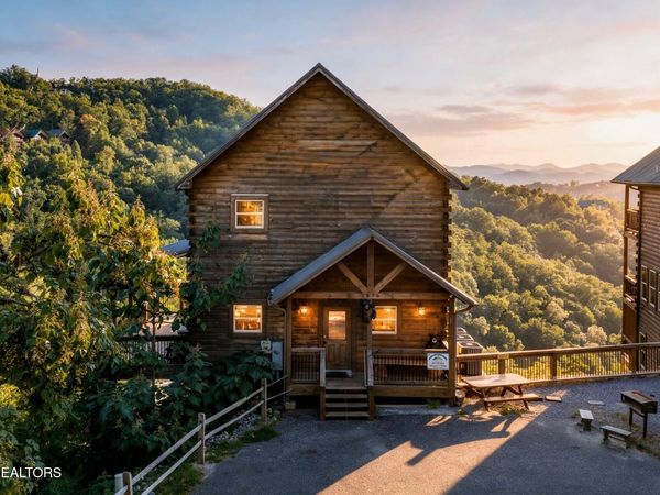 1876 Billard Way, Sevierville, TN 37876
