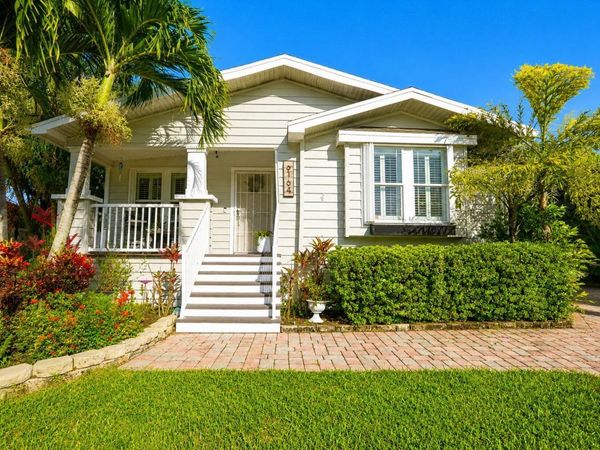 6164 N Ironwood Lane, Atlantis, FL 33462