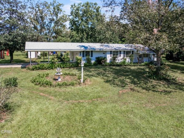 1687 County Road 160, Westville, FL 32464