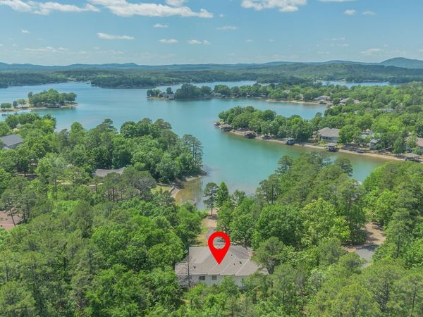 7 Resplandor Court, Hot Springs Village, AR 71909