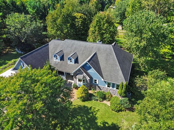 7353 Jennings Road, Whitmore Lake, MI 48189