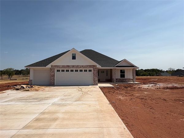 2217 Winter Ridge Road, Blanchard, OK 73010