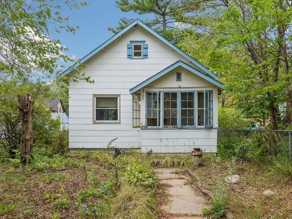 3740 22nd Avenue S, Minneapolis, MN 55407