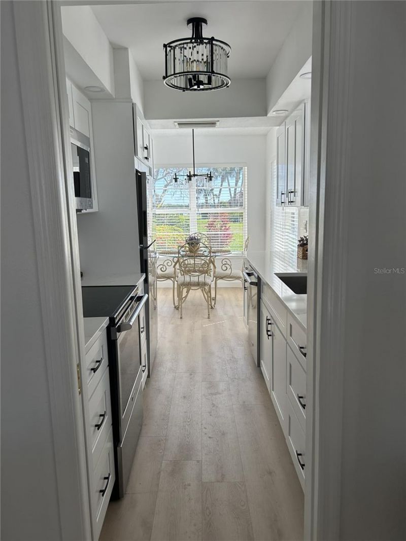 3808 Gulf Of Mexico Drive, Unit E111, Longboat Key, FL 34228 Photo