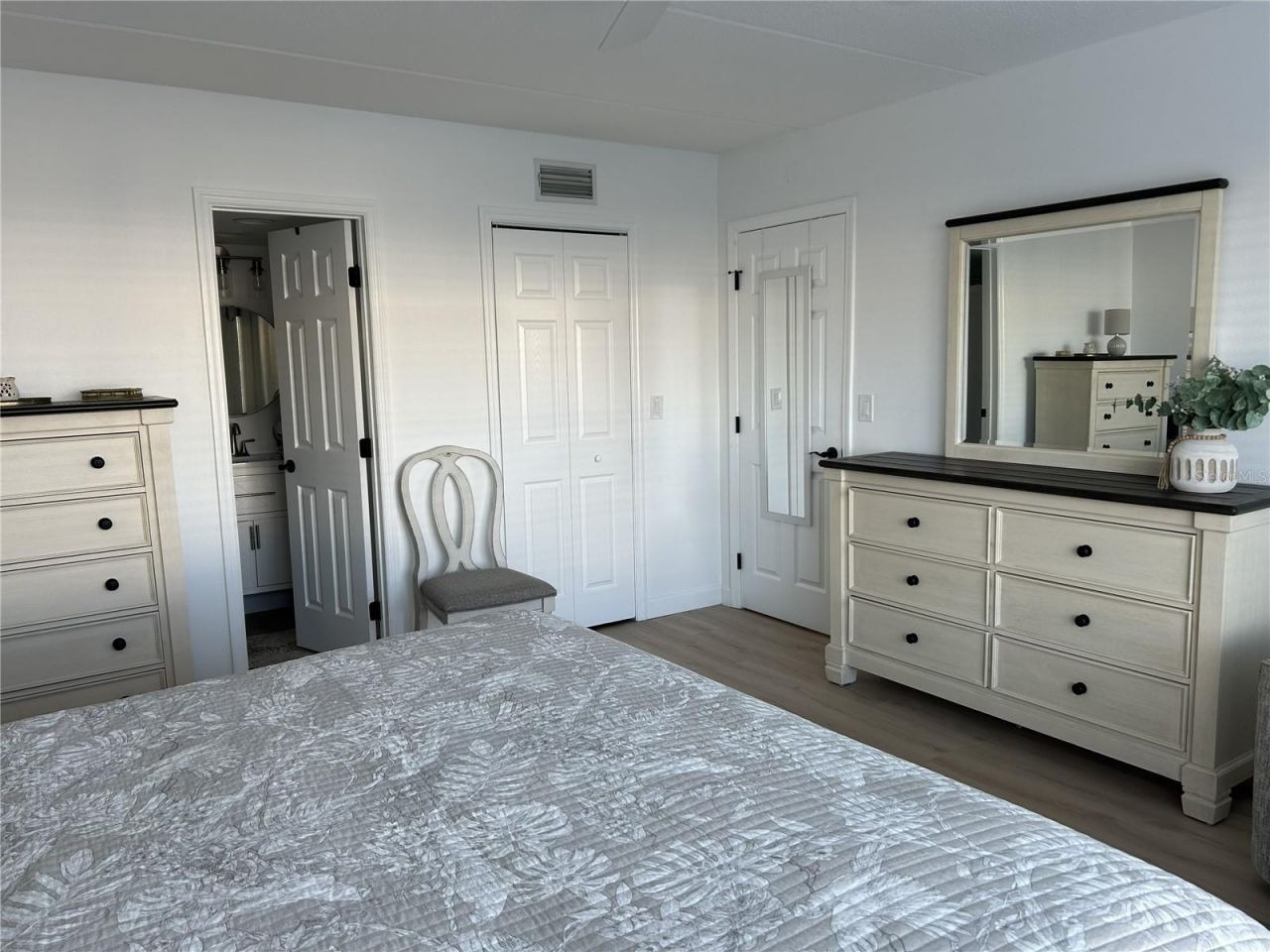 3808 Gulf Of Mexico Drive, Unit E111, Longboat Key, FL 34228 Photo