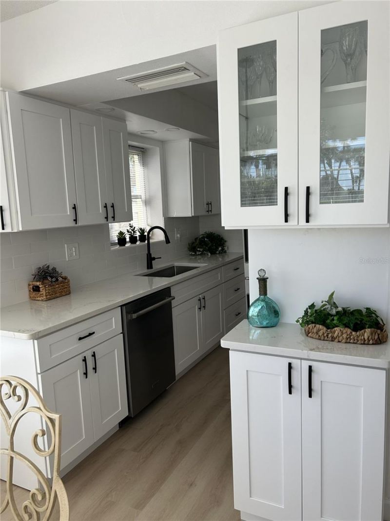 3808 Gulf Of Mexico Drive, Unit E111, Longboat Key, FL 34228 Photo
