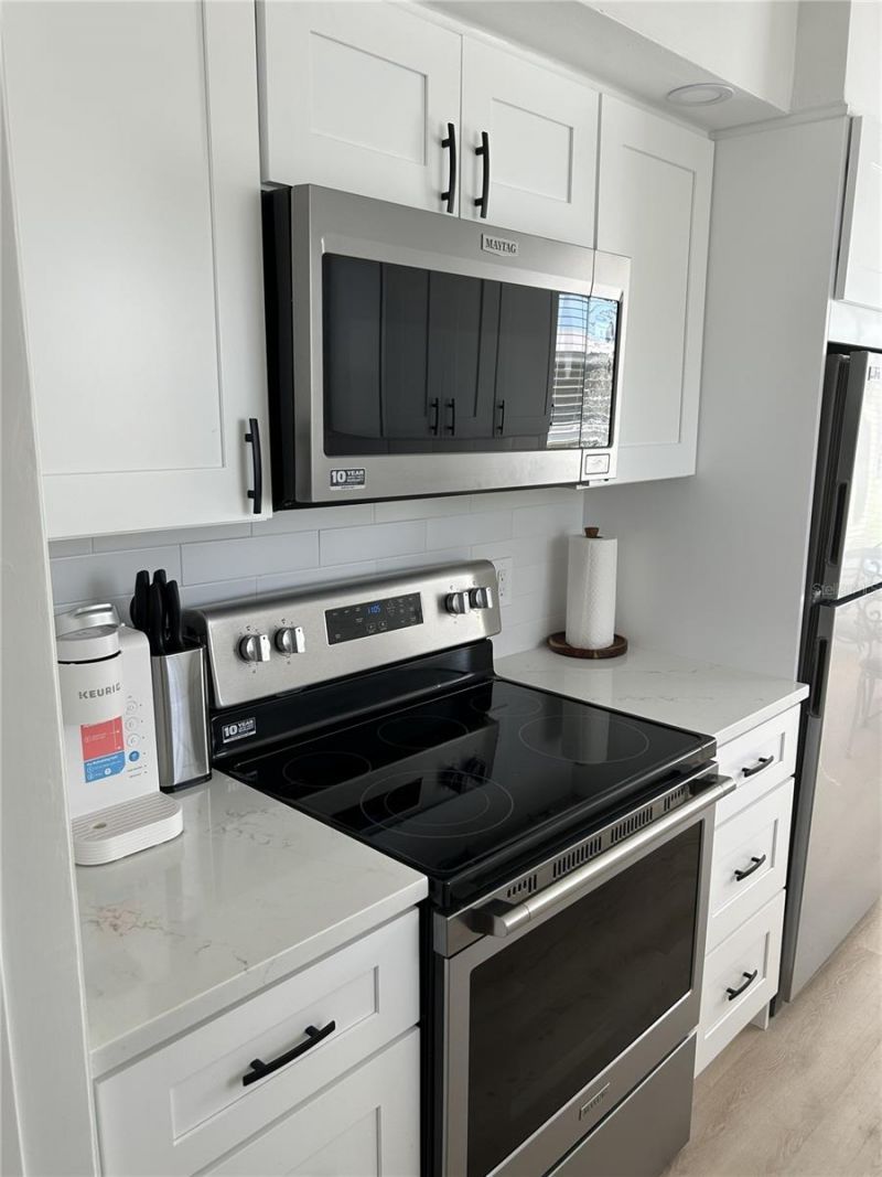 3808 Gulf Of Mexico Drive, Unit E111, Longboat Key, FL 34228 Photo