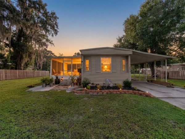 2815 BAY AVENUE , KISSIMMEE, FL 34744