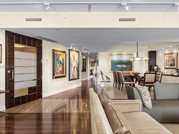 6000 Island Blvd , Unit 1703, Aventura, FL 33160