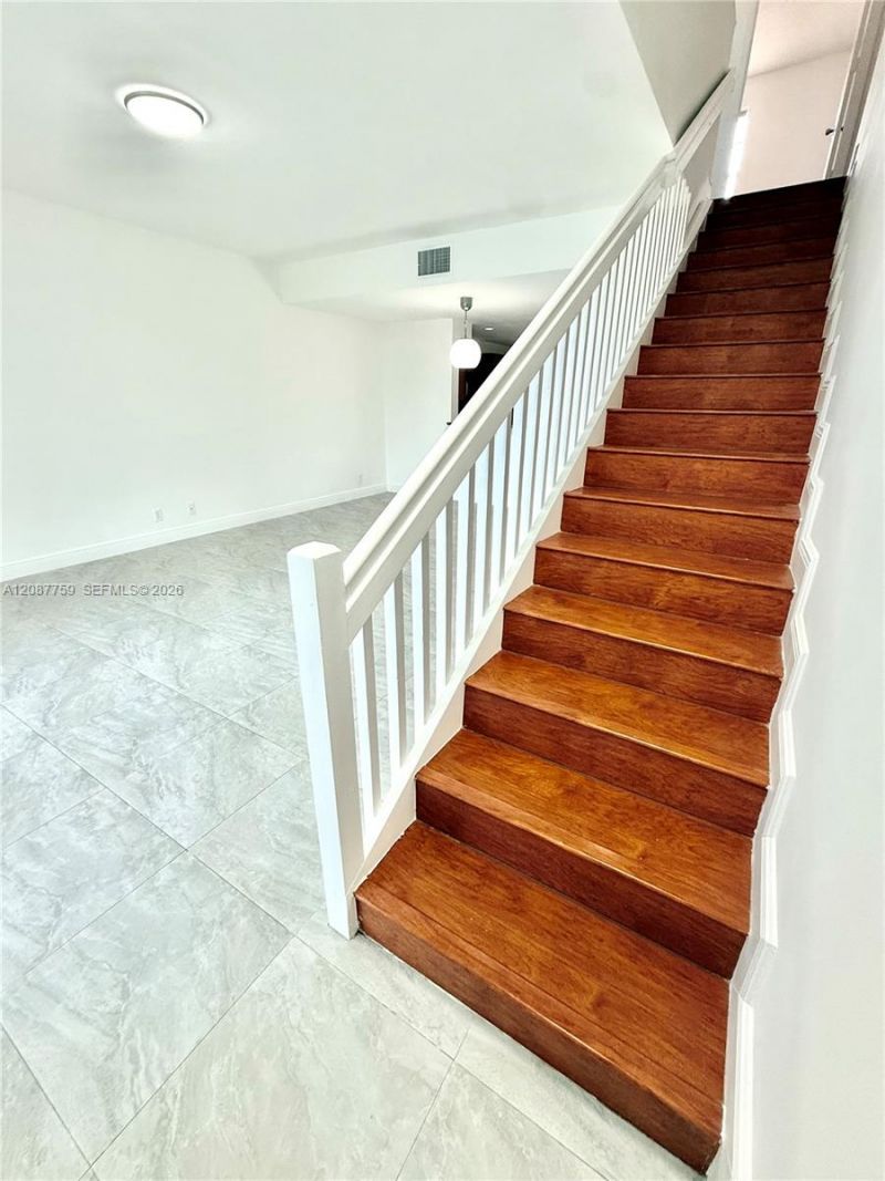 1249 Presidio Dr, Unit 3-42, Weston, FL 33327 Photo