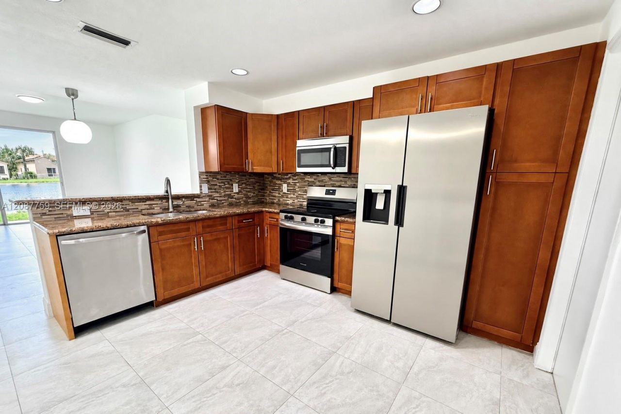 1249 Presidio Dr, Unit 3-42, Weston, FL 33327 Photo