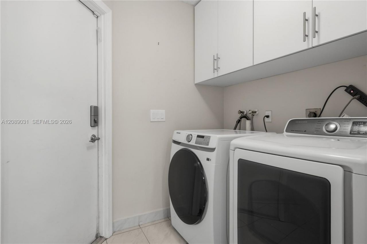 10000 NW 4th St, Plantation, FL 33324 Photo