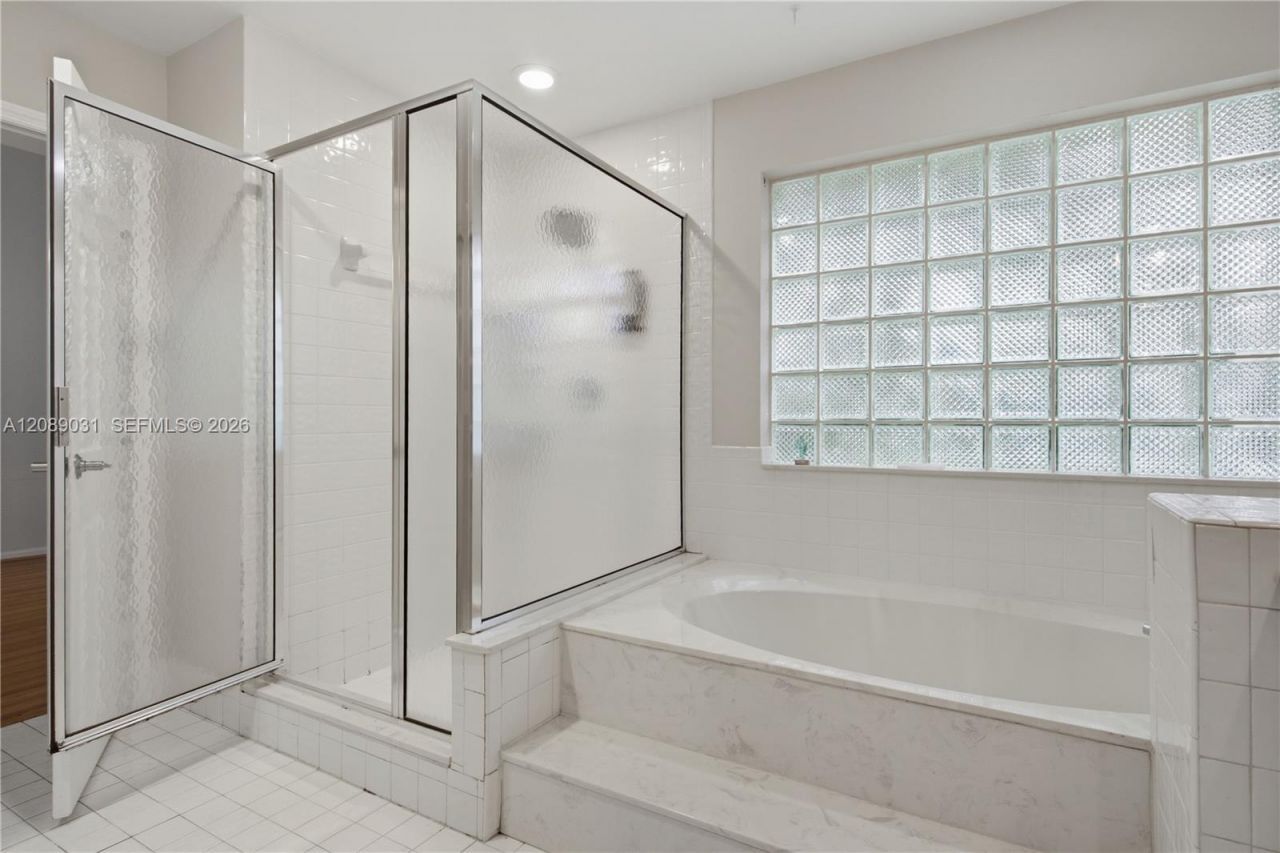10000 NW 4th St, Plantation, FL 33324 Photo