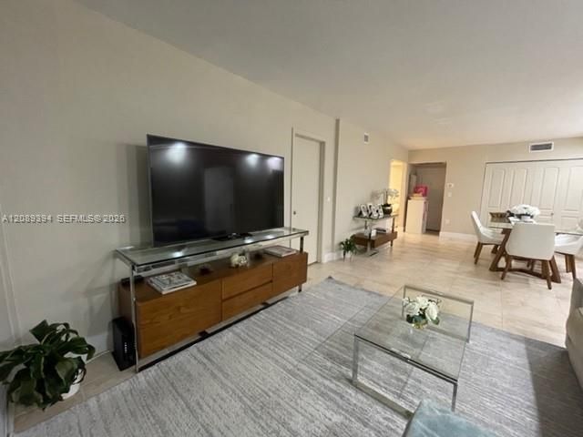 3625 N Country Club Dr , Unit 704, Aventura, FL 33180 Photo