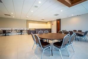 3625 N Country Club Dr , Unit 704, Aventura, FL 33180 Photo