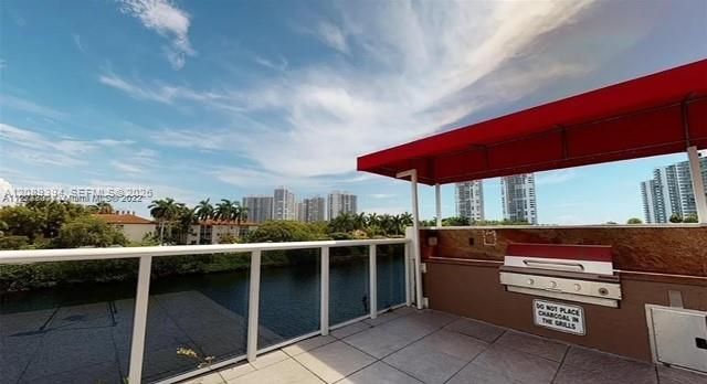 3625 N Country Club Dr , Unit 704, Aventura, FL 33180 Photo