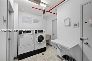 3625 N Country Club Dr , Unit 704, Aventura, FL 33180 Photo