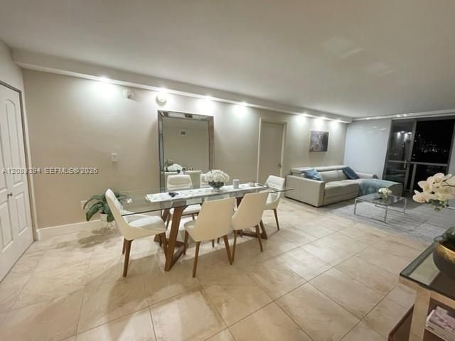 3625 N Country Club Dr , Unit 704, Aventura, FL 33180 Photo