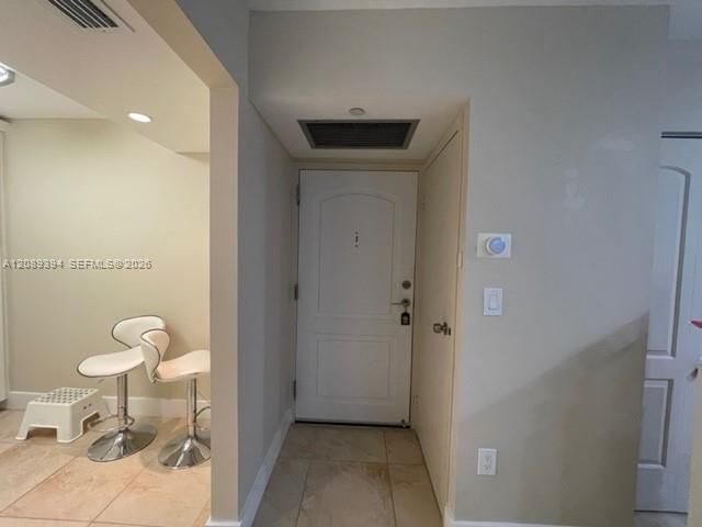 3625 N Country Club Dr , Unit 704, Aventura, FL 33180 Photo