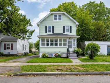 19 Traver Circle , Rochester, NY 14609