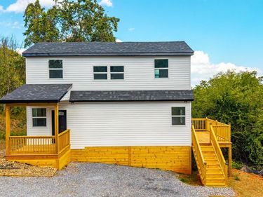 224 Winston Ridge Road, Lynchburg, VA 24501