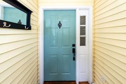 110 Ruston Place photo 4