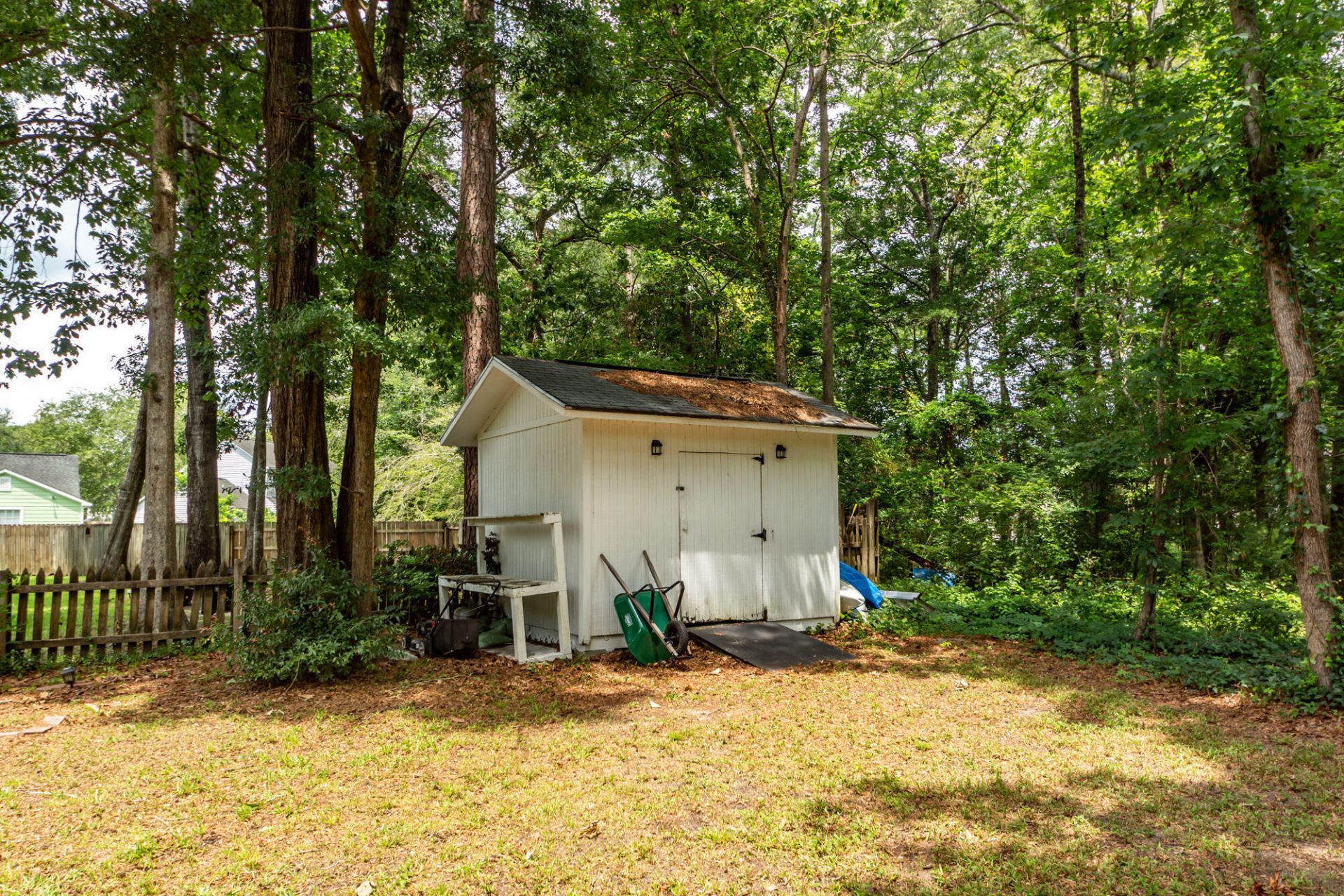 110 Ruston Place Photo 40