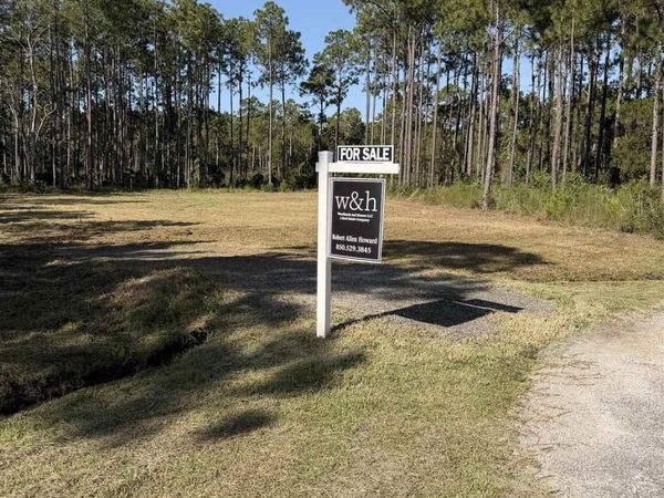 6337 Oyster Bay Ct, Milton, FL 32571