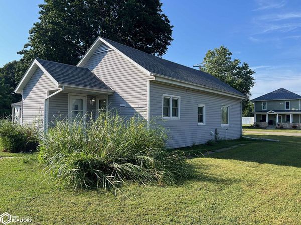 181 N Aviston St, Lomax, IL 61454