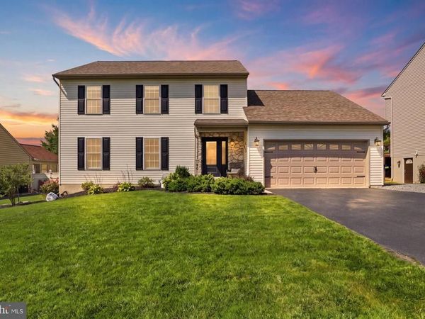 150 BITTERNUT, MOUNT WOLF, PA 17347