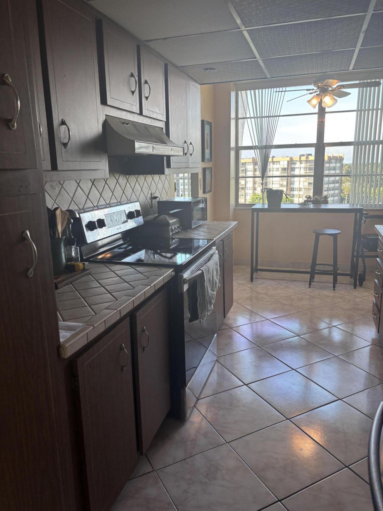 1300 Saint Charles Place, Unit PH11, Pembroke Pines, FL 33026 Photo