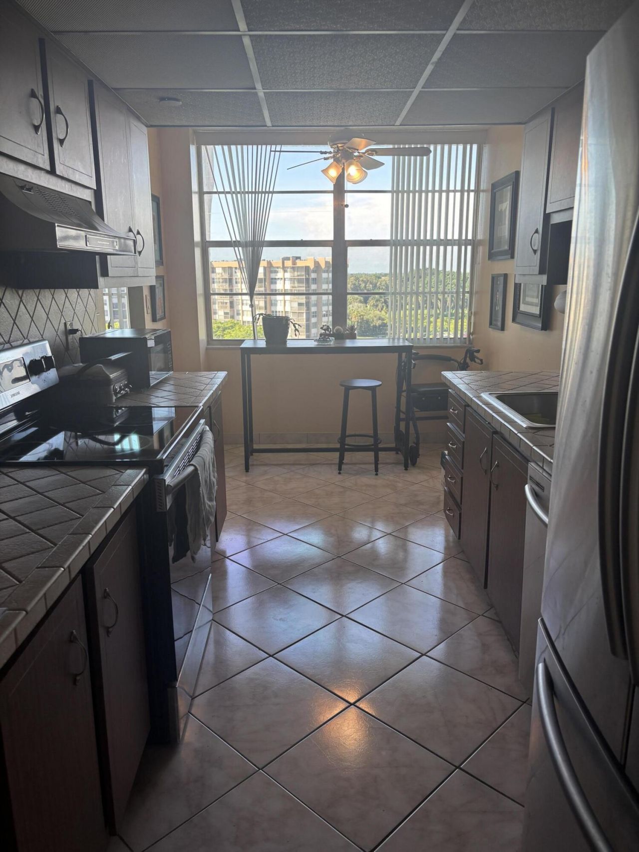 1300 Saint Charles Place, Unit PH11, Pembroke Pines, FL 33026 Photo