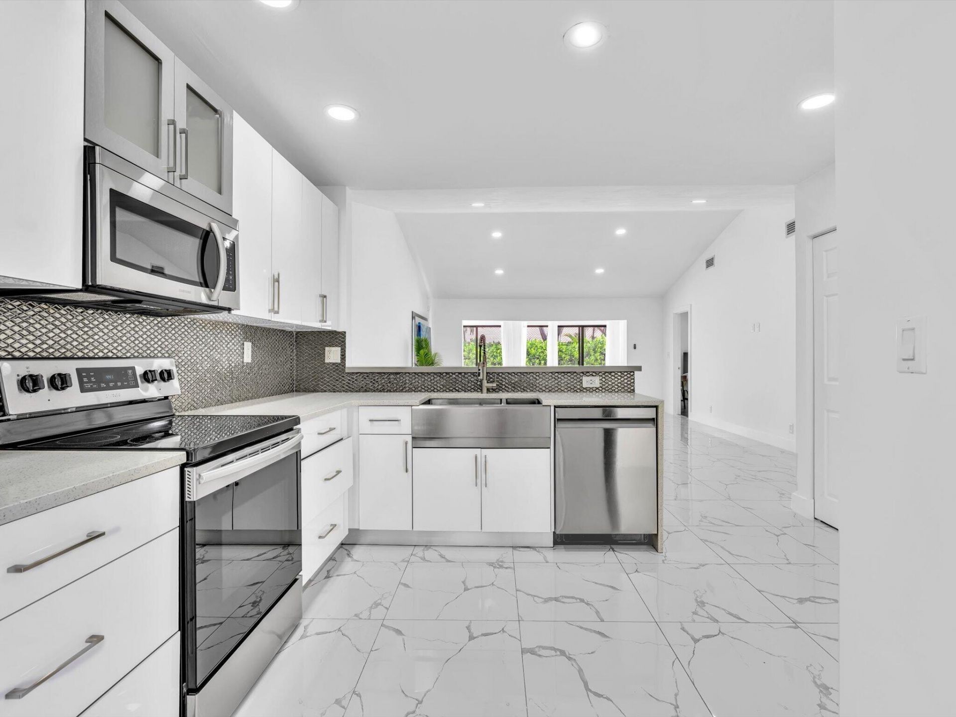 21578 Altamira Avenue, Boca Raton, FL 33433 Photo