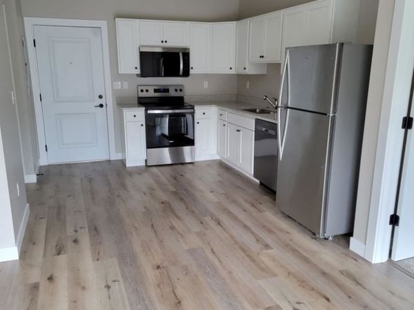1156 Devils Glen Road , Unit 308, Bettendorf, IA 52722