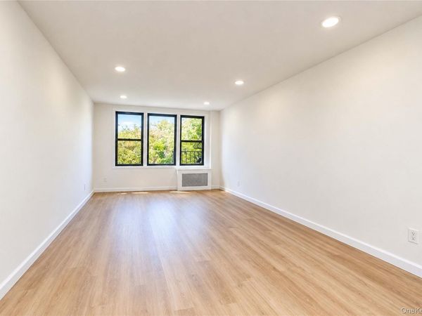 145 Lincoln , Staten Island, NY 10306