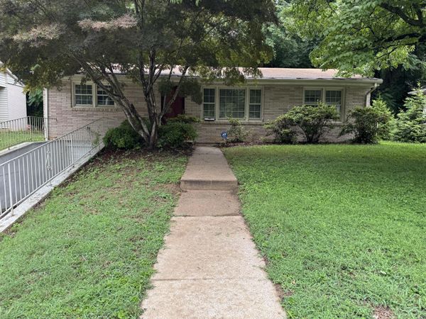 210 N Woodberry AVE , Danville, VA 24540