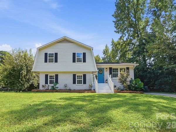 4400 Strangford Avenue, Charlotte, NC 28215