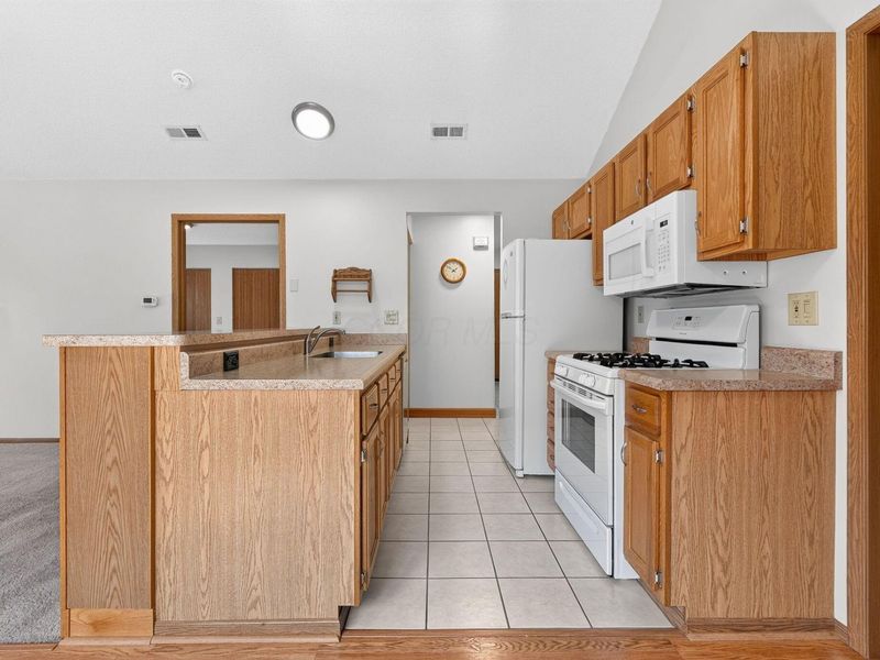 5740 Black Walnut Drive, Gahanna, OH 43230 Photo 14
