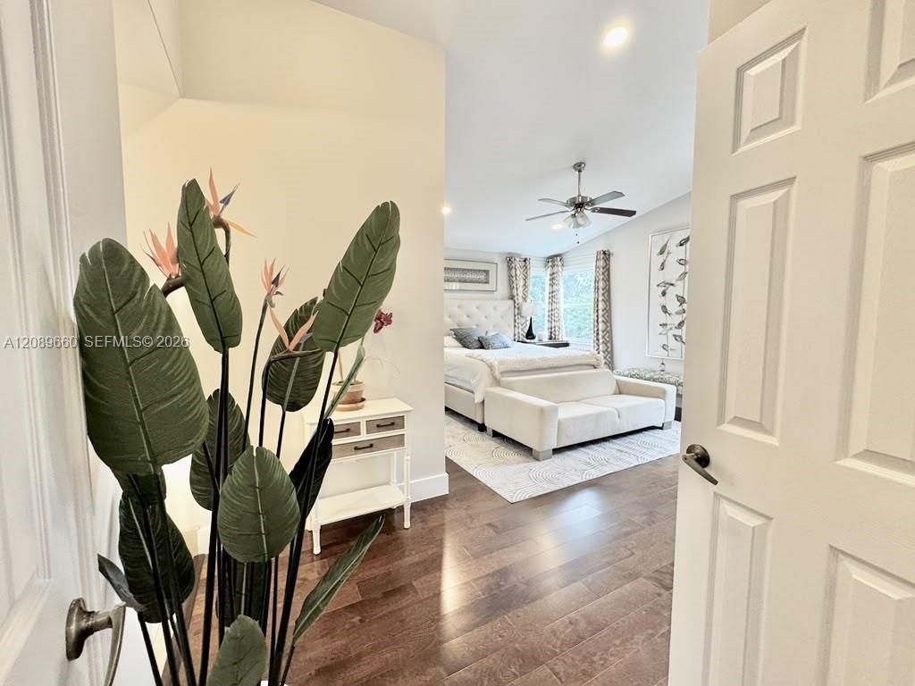 811 NW 155th Ter , Pembroke Pines, FL 33028 Photo