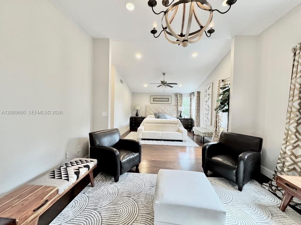 811 NW 155th Ter , Pembroke Pines, FL 33028 Photo