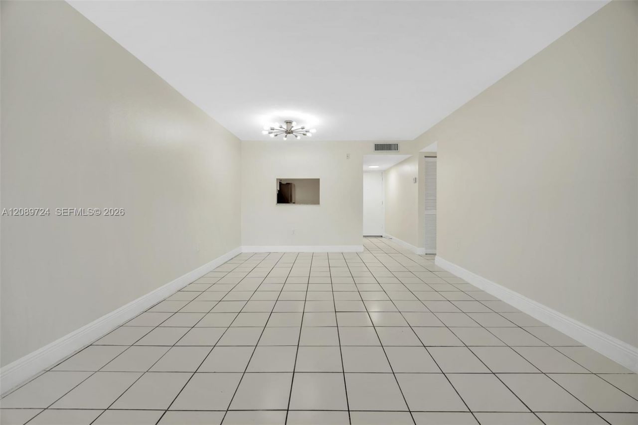 10525 SW 112th Ave , Unit 113, Miami, FL 33176 Photo