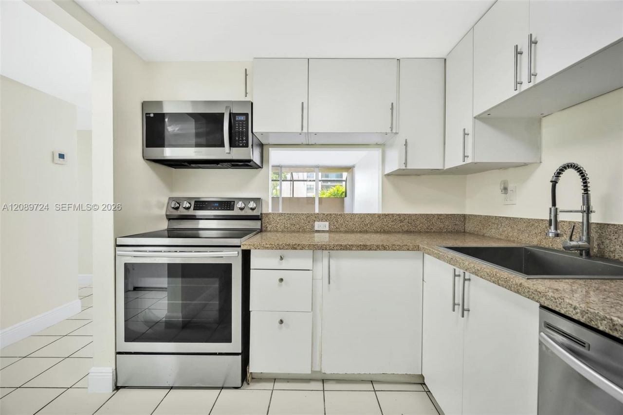 10525 SW 112th Ave , Unit 113, Miami, FL 33176 Photo