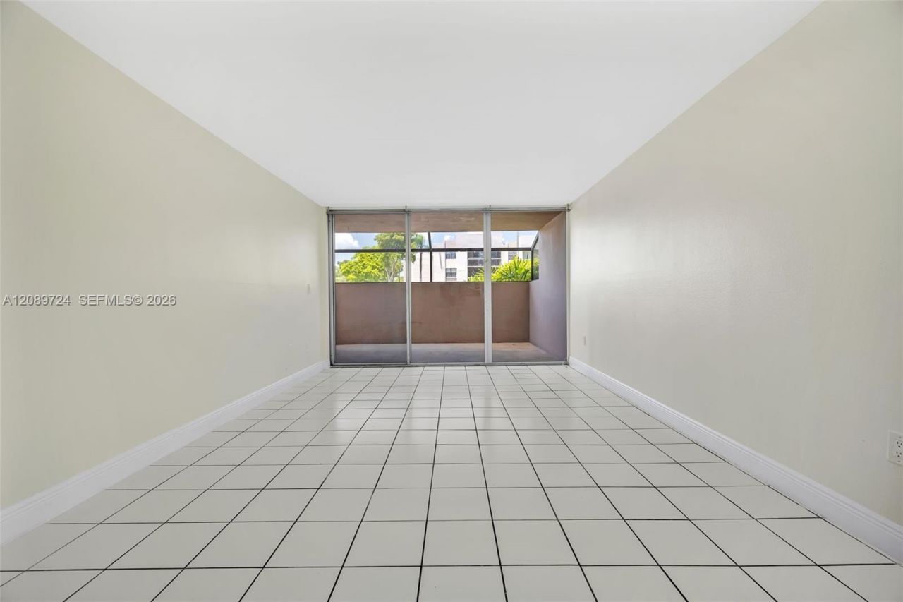 10525 SW 112th Ave , Unit 113, Miami, FL 33176 Photo