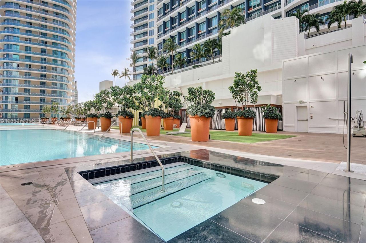 1300 S Miami Ave , Unit 2306, Miami, FL 33130 Photo