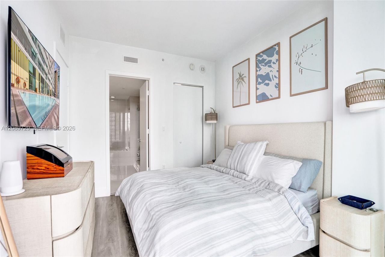 1300 S Miami Ave , Unit 2306, Miami, FL 33130 Photo