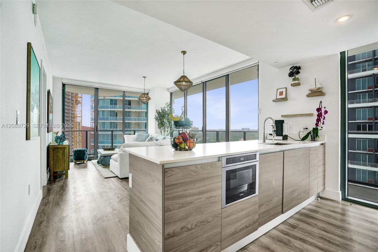 1300 S Miami Ave , Unit 2306, Miami, FL 33130 Photo