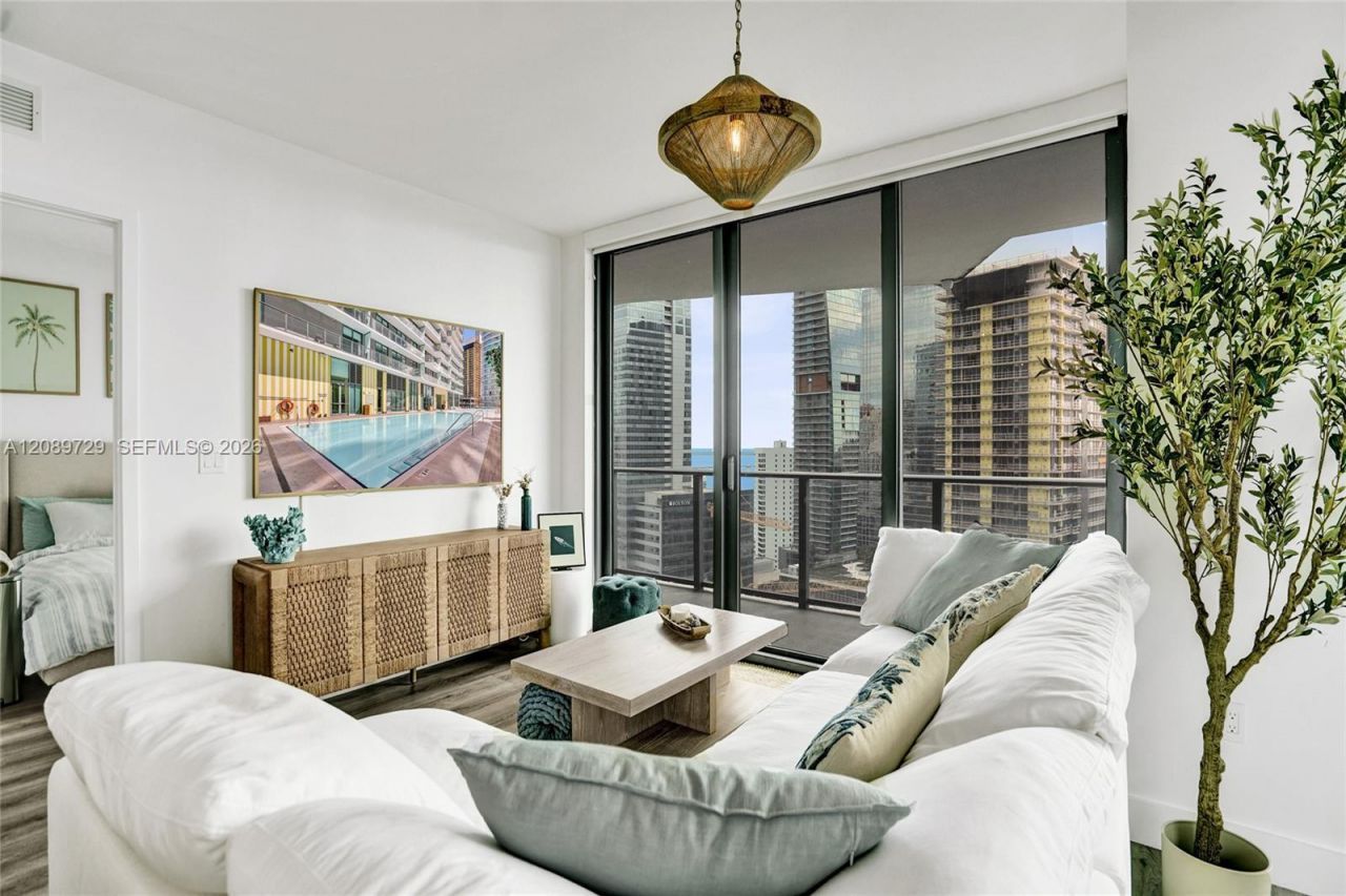 1300 S Miami Ave , Unit 2306, Miami, FL 33130 Photo