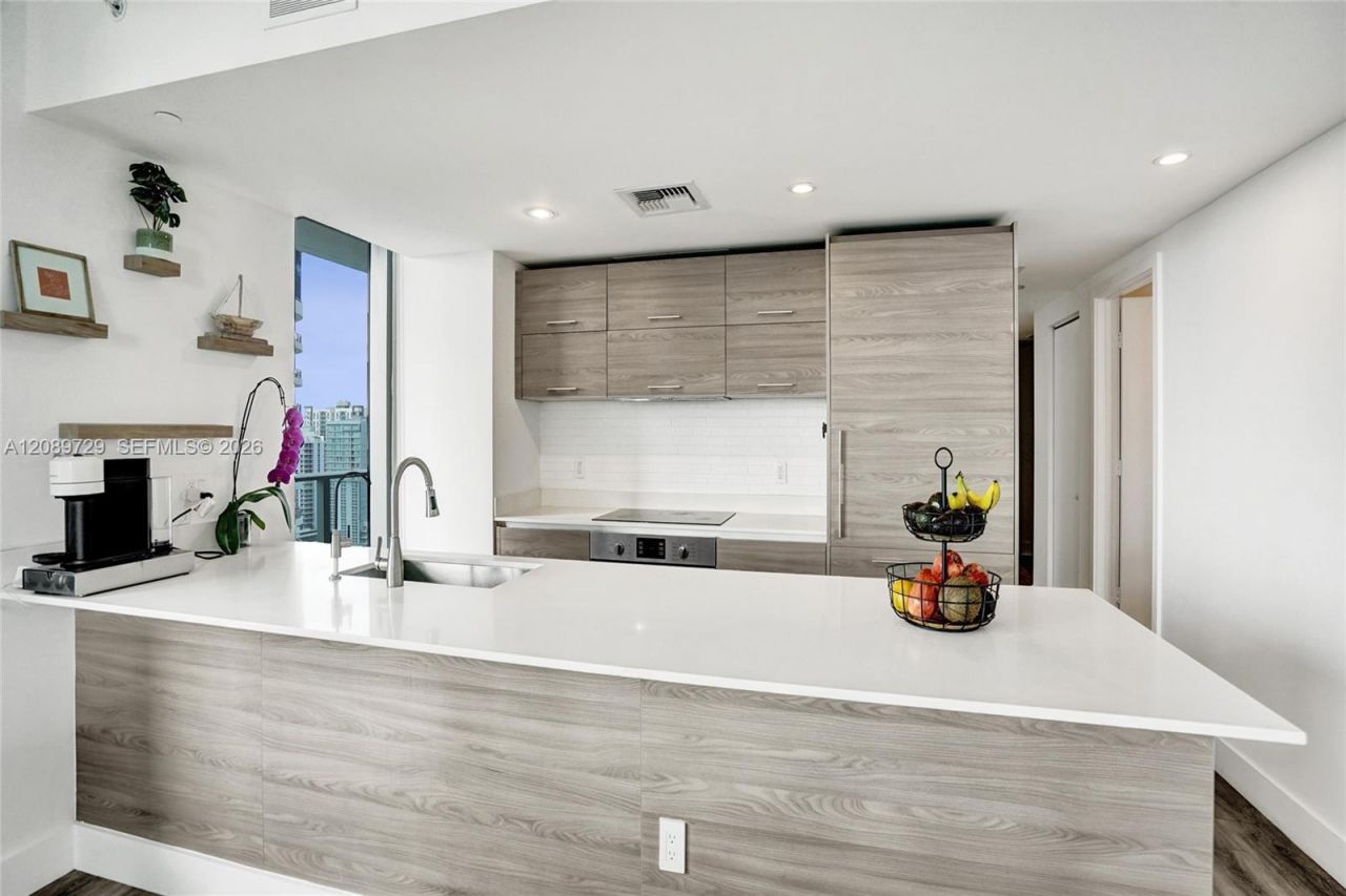 1300 S Miami Ave , Unit 2306, Miami, FL 33130 Photo