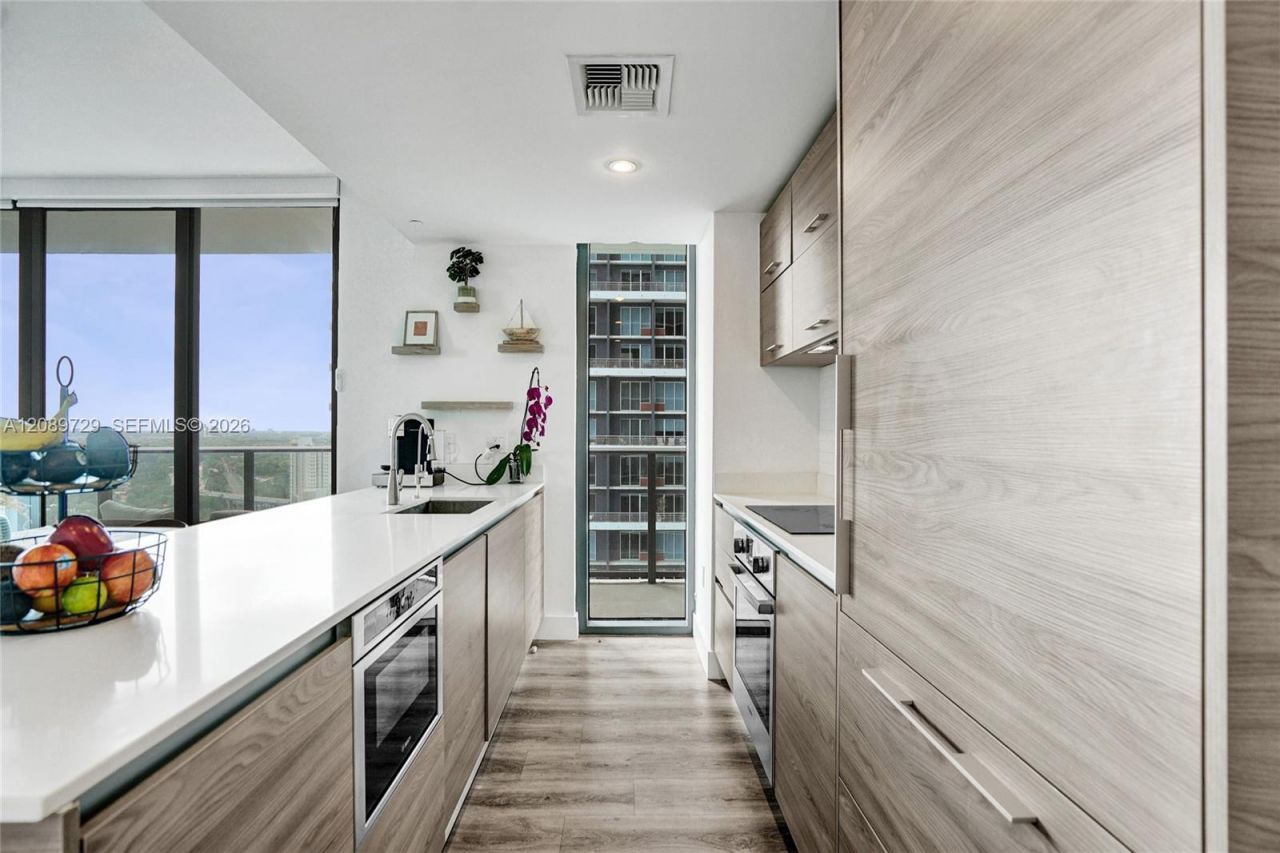 1300 S Miami Ave , Unit 2306, Miami, FL 33130 Photo